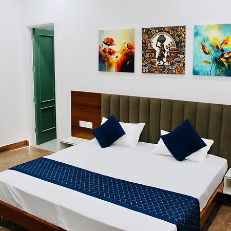 The Loya Hotel Muktsar Экстерьер фото