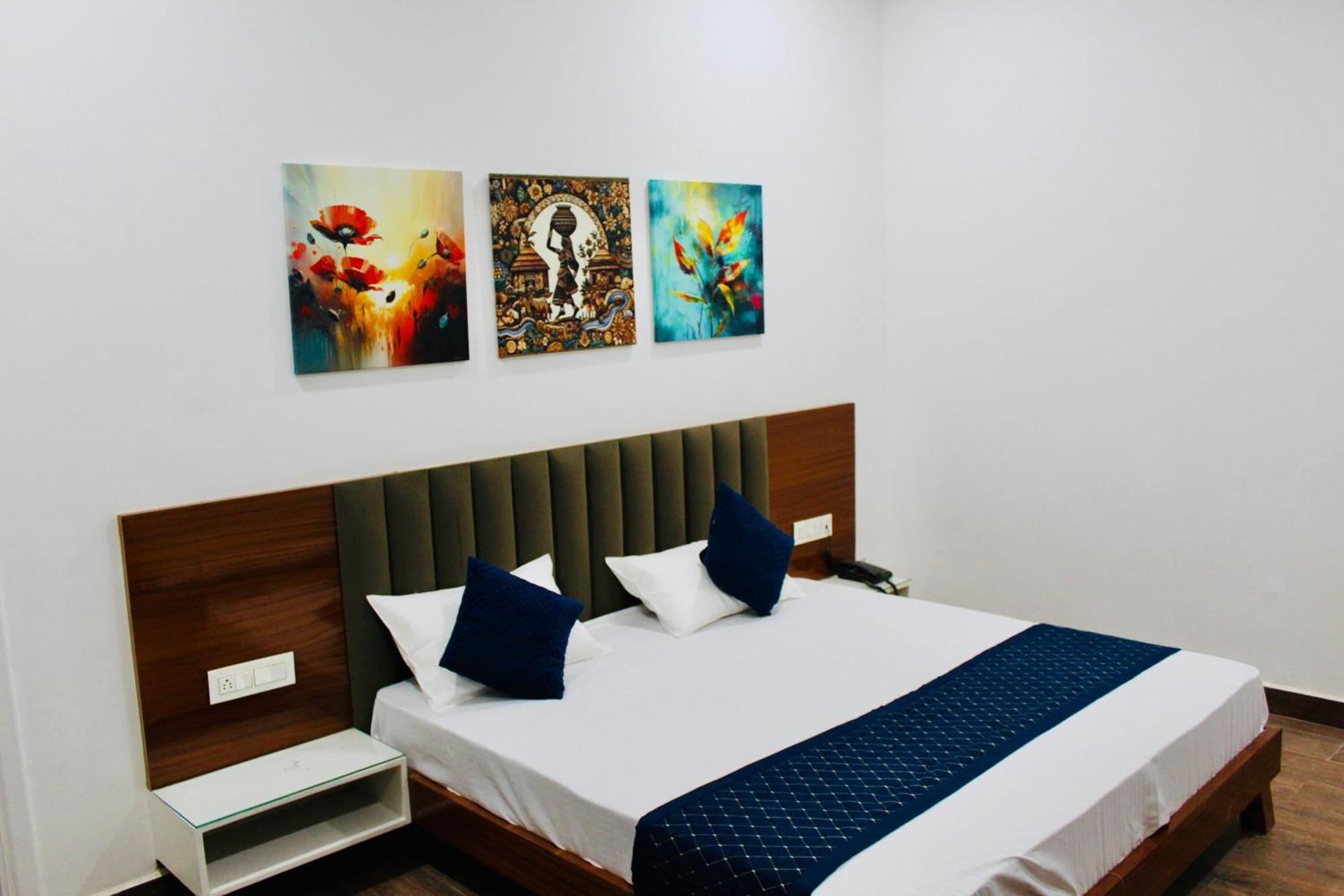 The Loya Hotel Muktsar Экстерьер фото