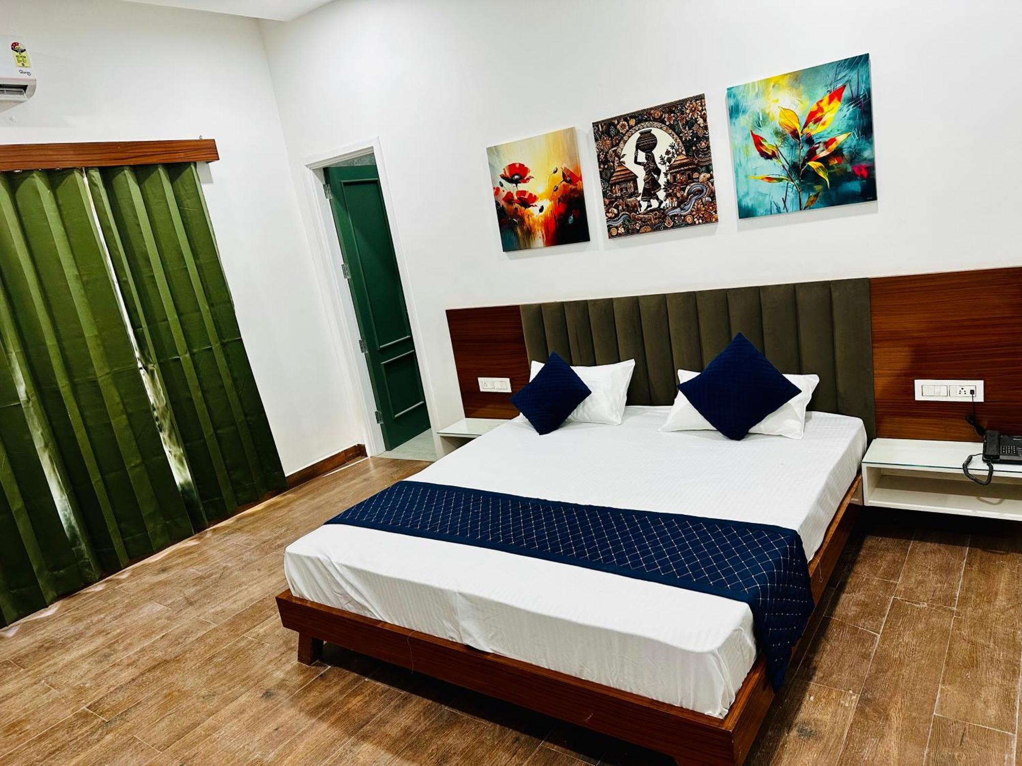 The Loya Hotel Muktsar Экстерьер фото